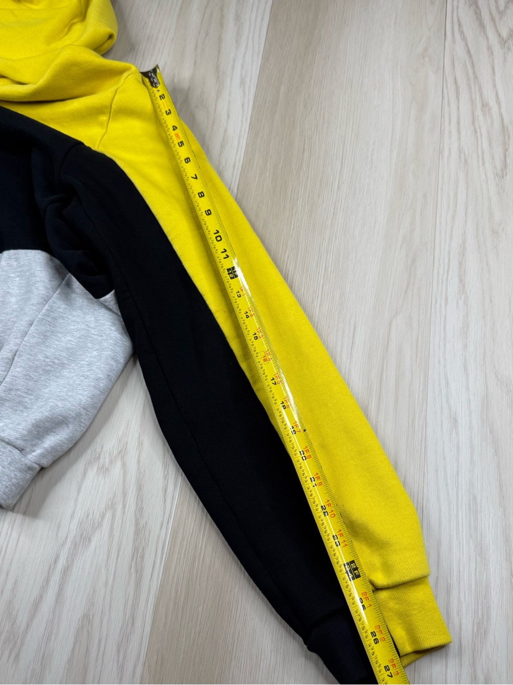 Vetements Yellow Black Gray Colorblock Hoodie with Umbro Logo Size Small - Picture 3 of 12